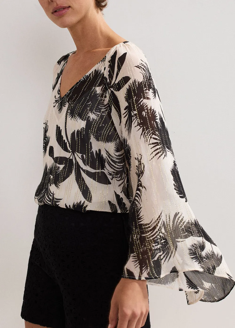 Stylish Flowy Tropical Print Ladies Top