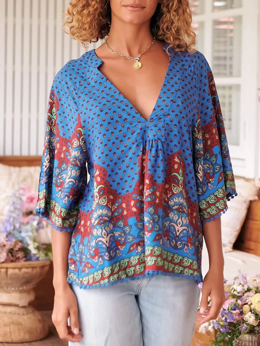 Boho V-neck position-print shirt