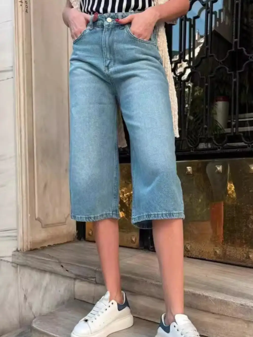 Soft Touch Simple Pocket Detail Shorts