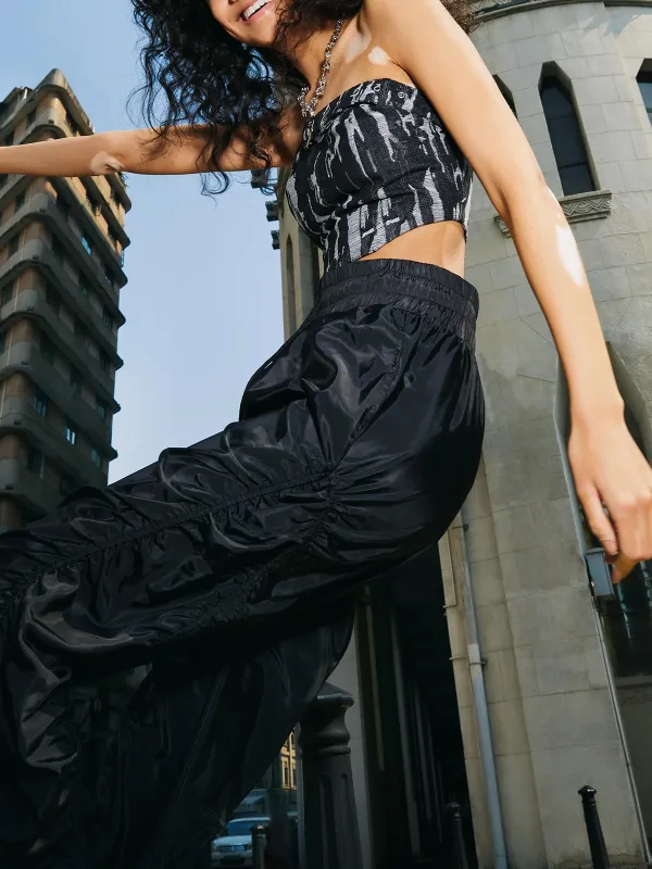 Black Wrinkled Bottom Pants