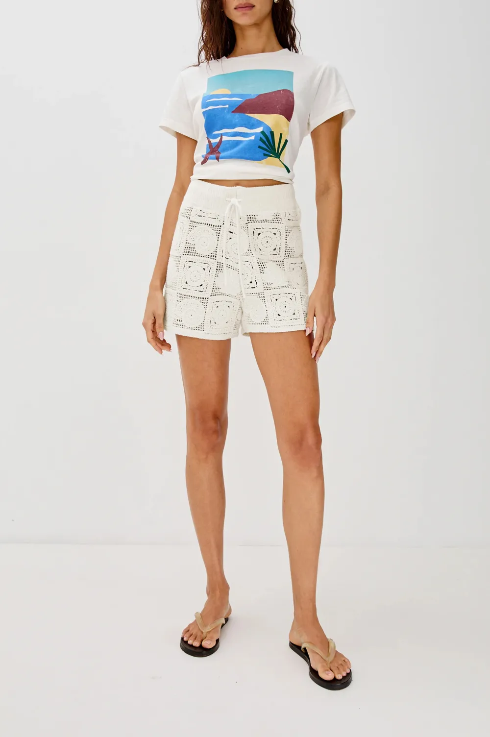 Rounded Art Pattern Shorts
