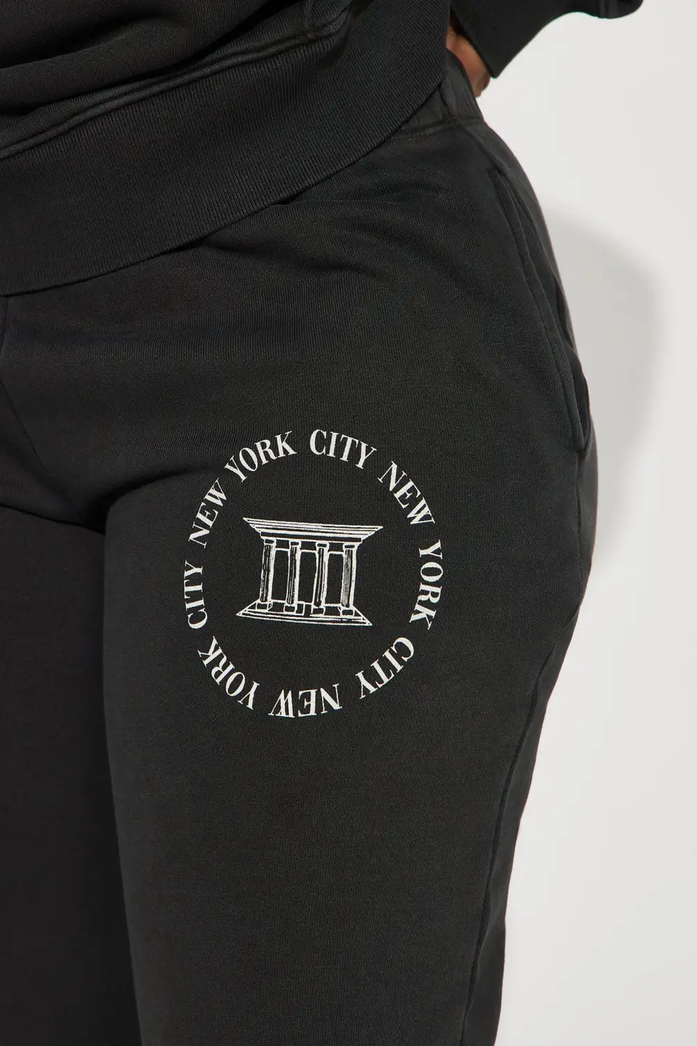 City Of Dreams Washed Jogger Set - Black