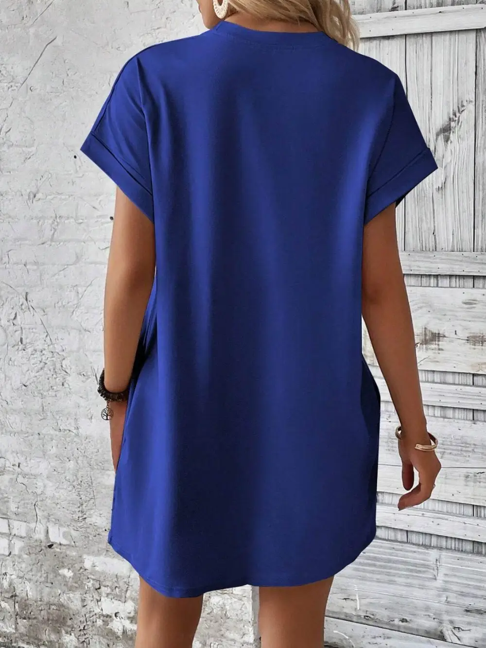 Relaxed Round Neck Short Sleeve Mini Dress