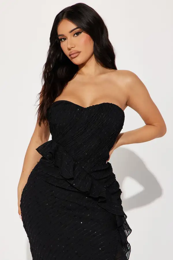 So Cute Ruffle Maxi Dress - Black