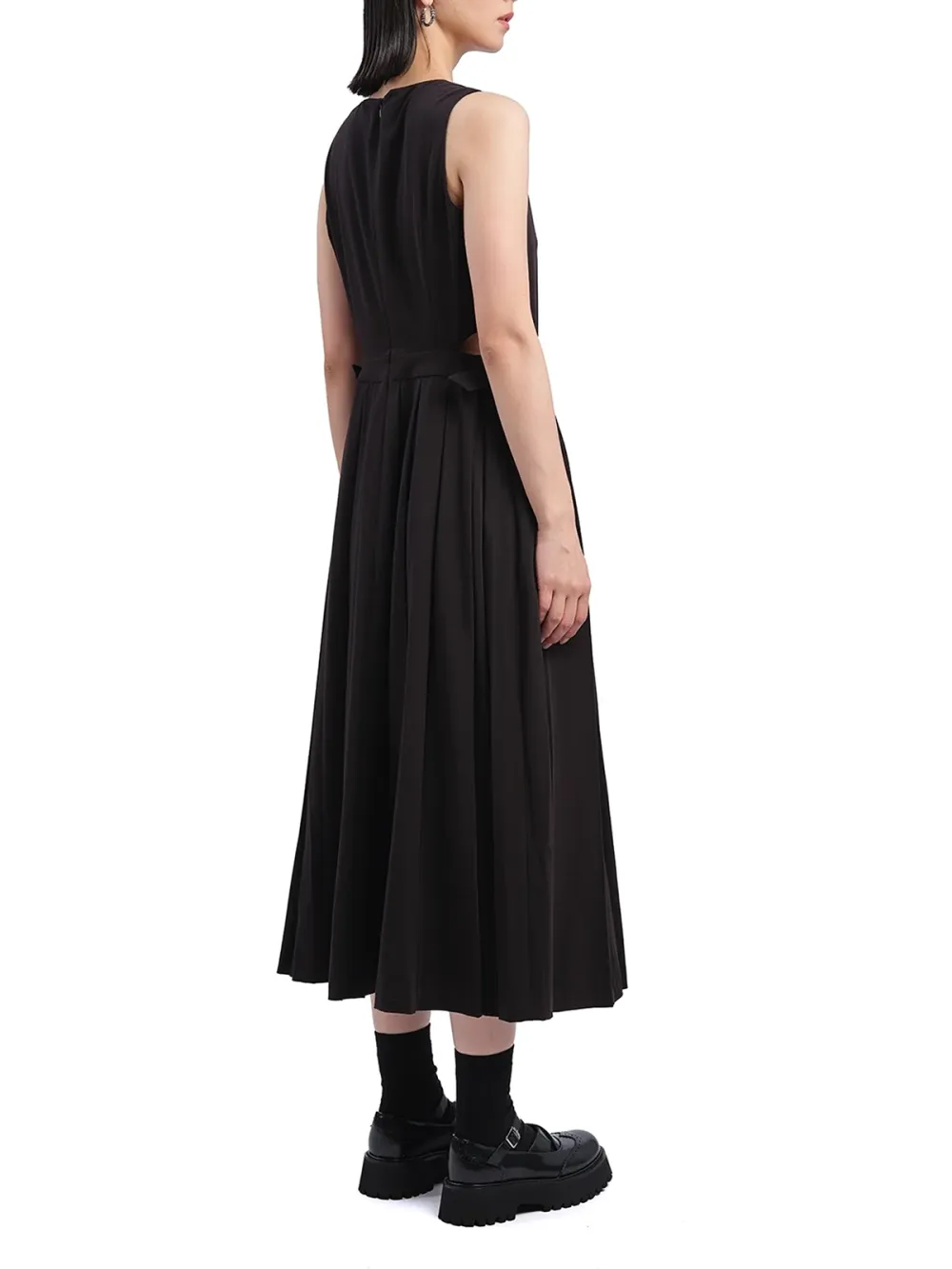 Black Pleated Cut - out Midi Dress