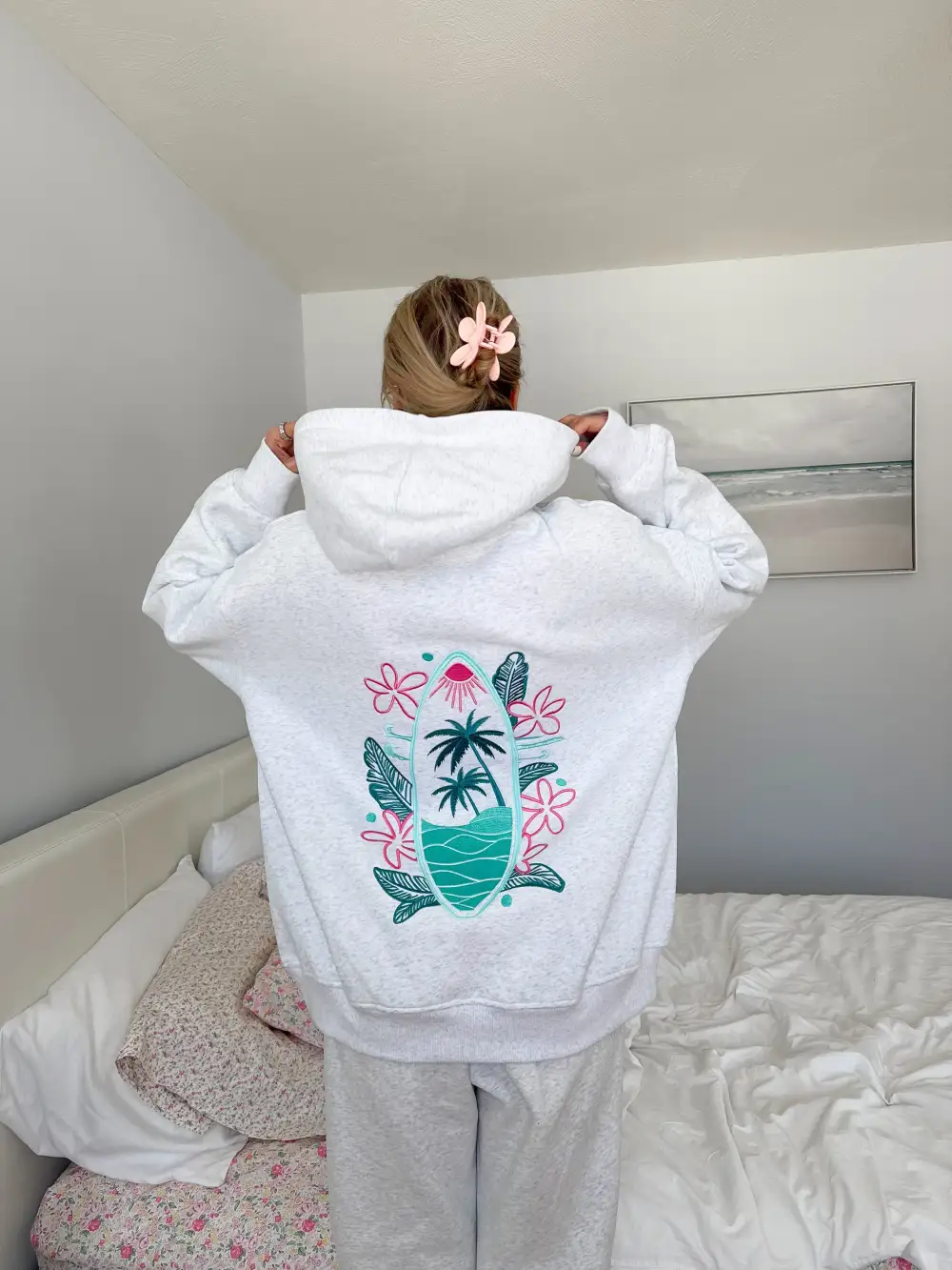 Surfing the Waves Embroider Hoodie