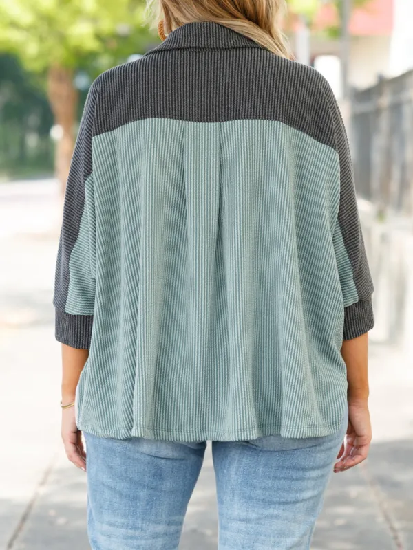 Spliced Contrasting Button Pocket Shirt