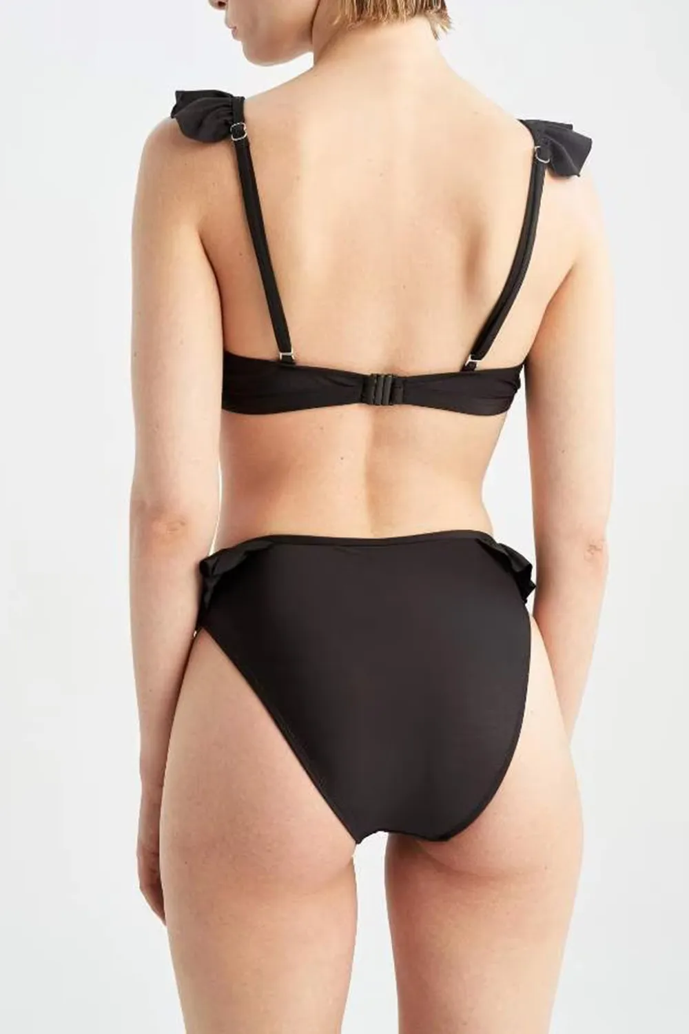 Modern Solid Cutout Swimsuit