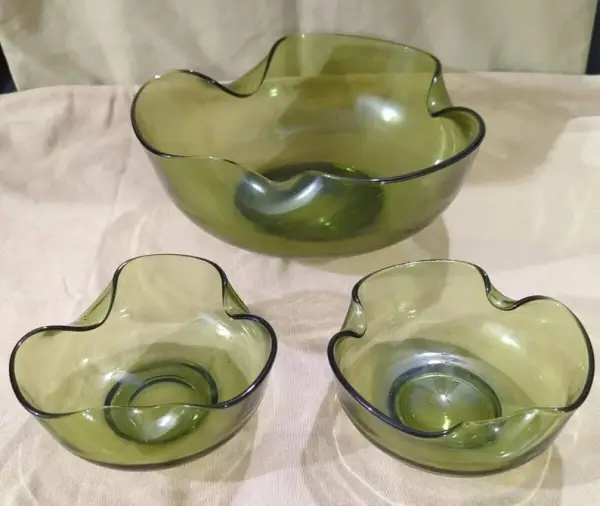 Vintage MCM Anchor Hocking Avocado Green Folded Glass Chip & Dip Set Of 3 EUC JD