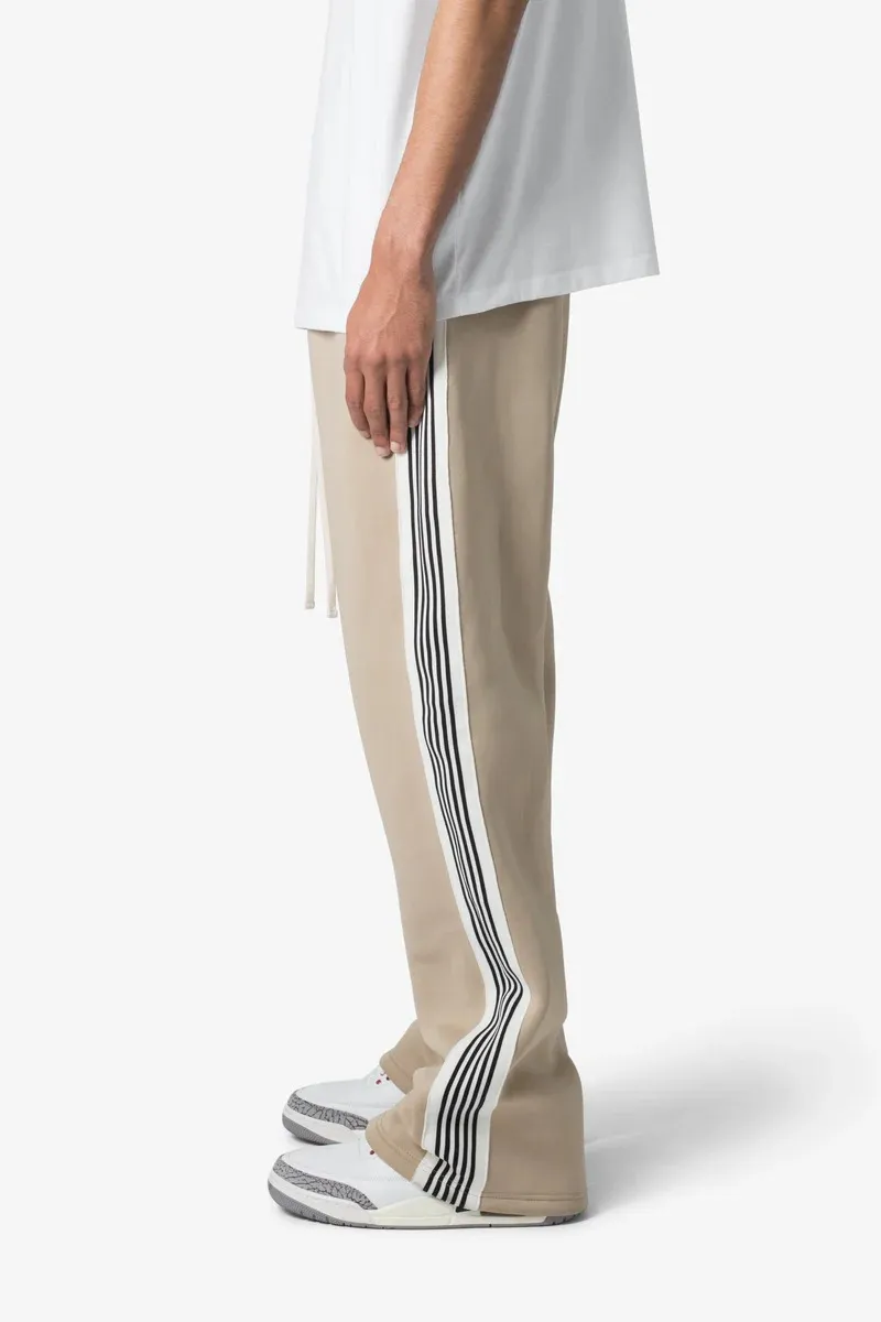 KHAKI STRIPE ACCENTED SWEATPANTS