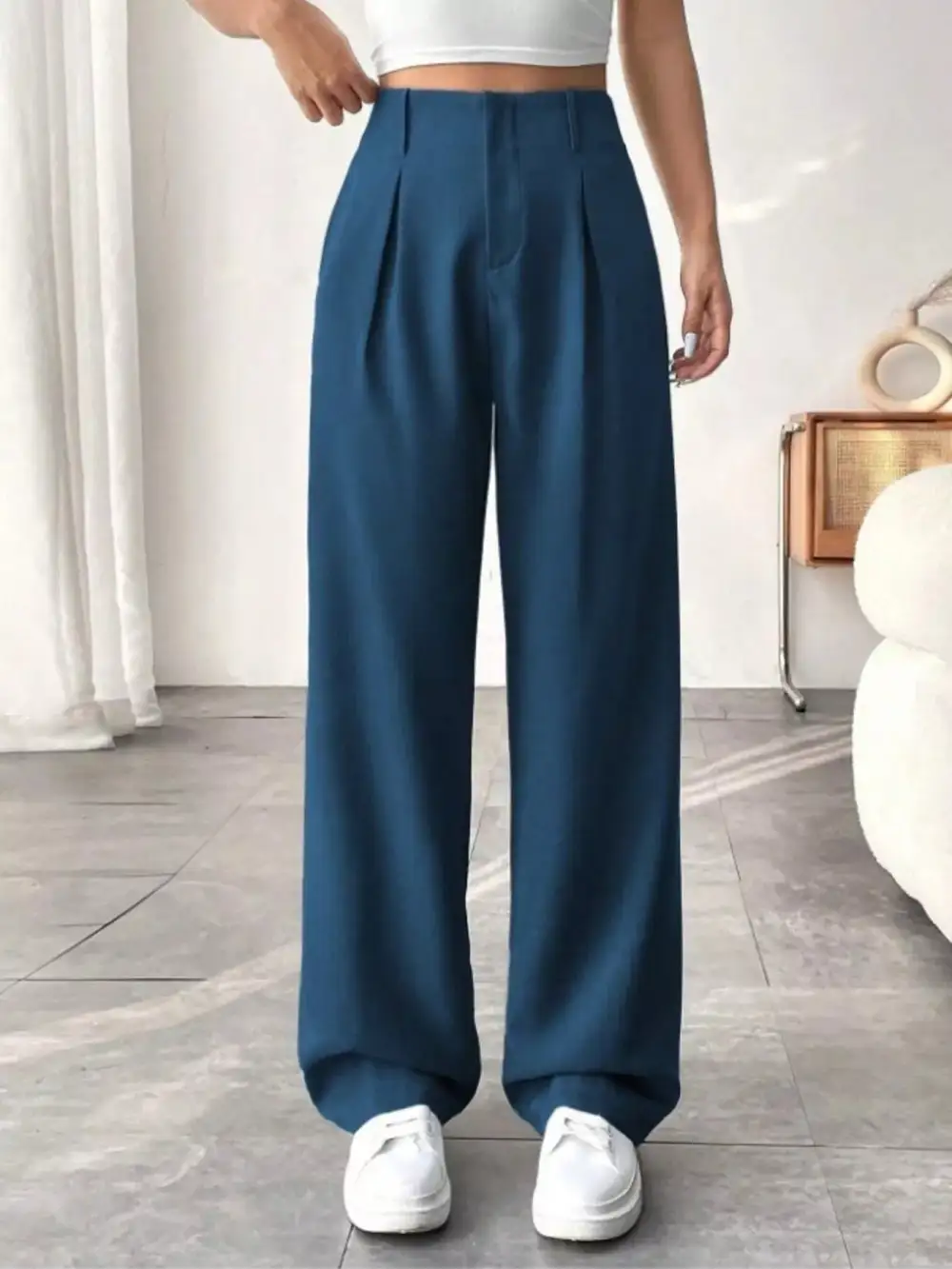 Everyday Wide Leg Pleated Pants