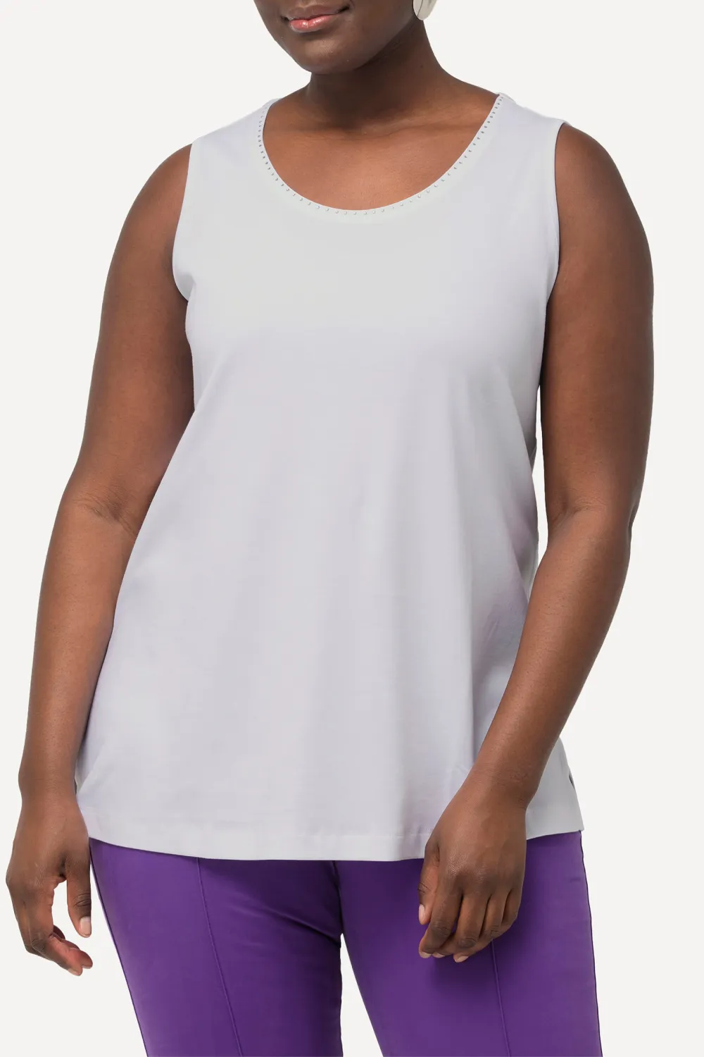 Women's Round Neck Vest With Diamond Studded Collar