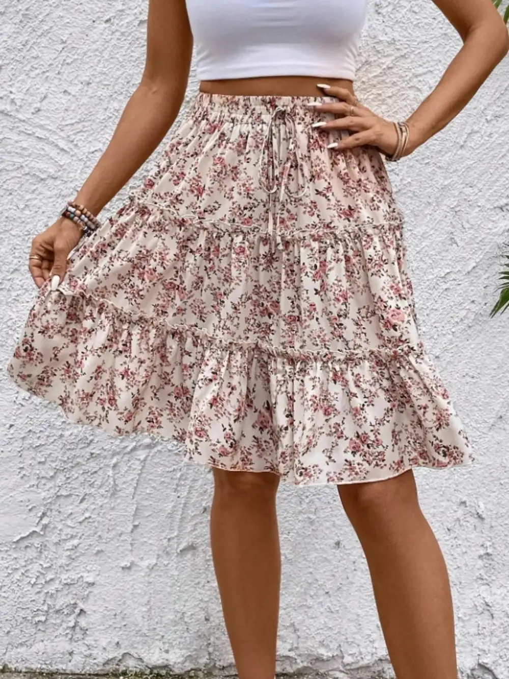 Textured Ruffle Trim Printed Silhouette Skirt