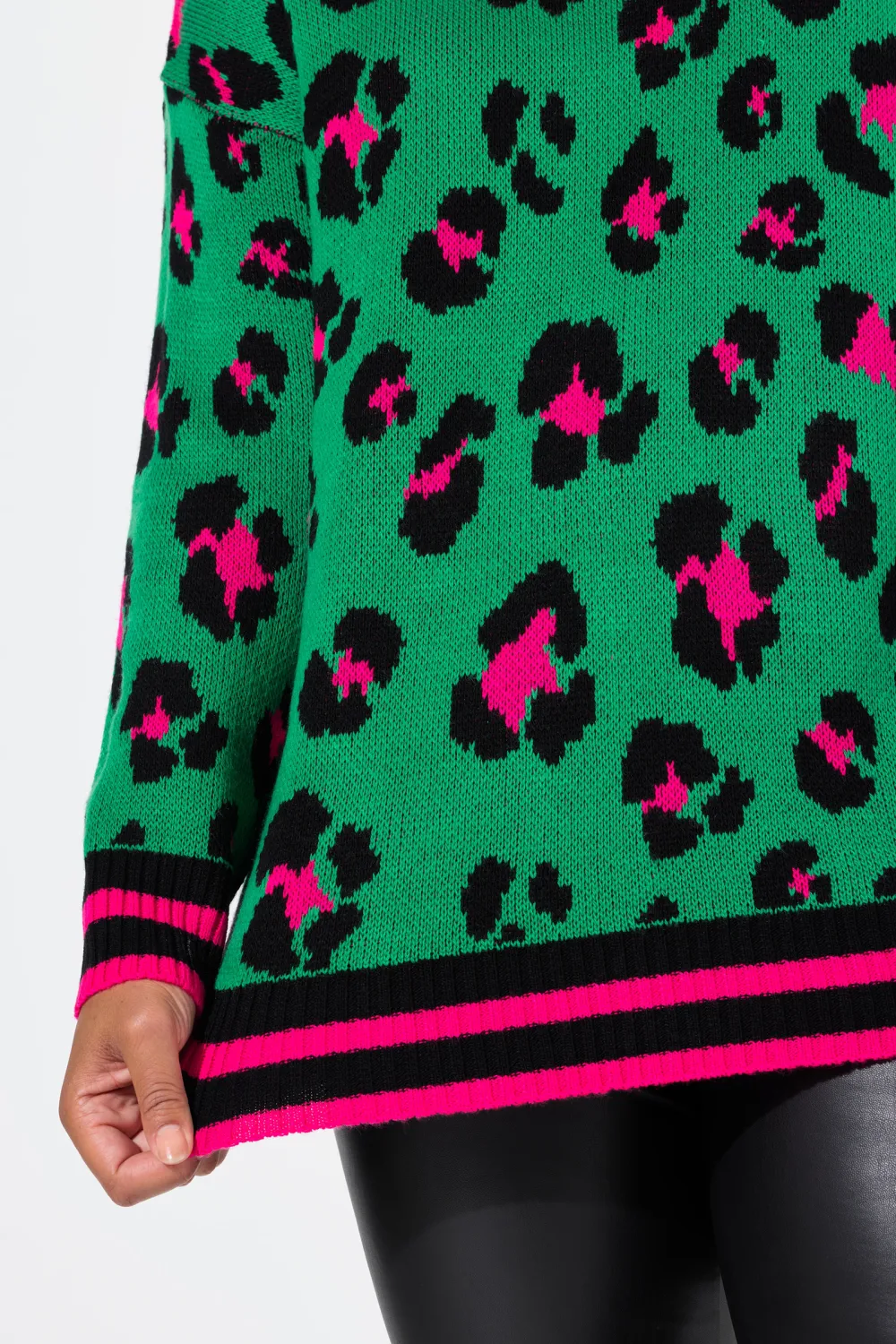 Color Blocking Round Neck Sweater