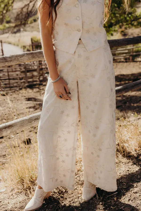 Romance Set Sleeveless Top