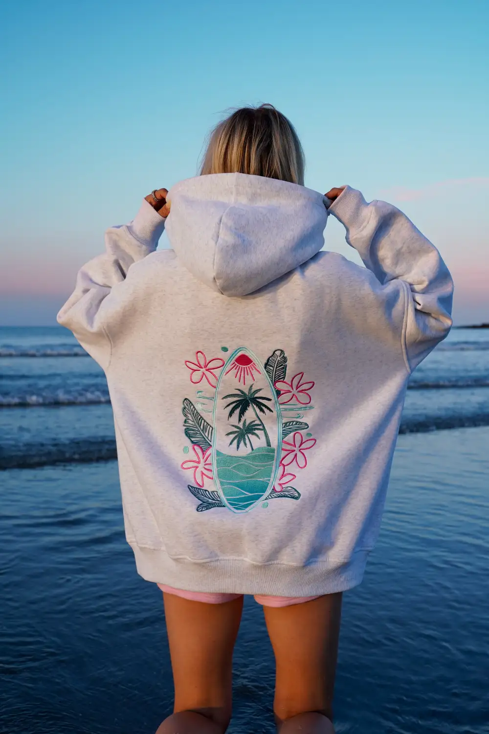 Surfing the Waves Embroider Hoodie