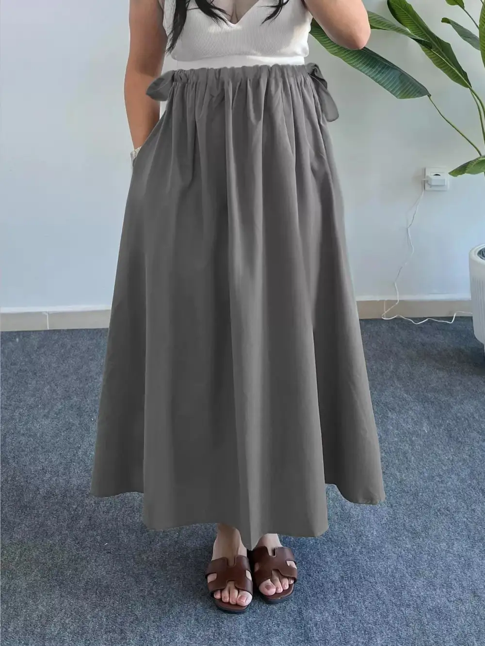 Pocket Flowy Midi Skirt