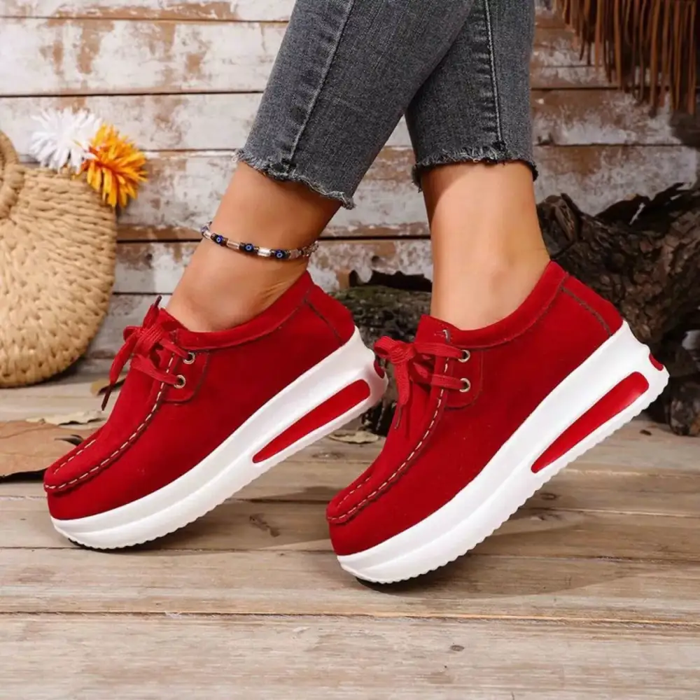 Versatile Round Toe Platform Sneakers