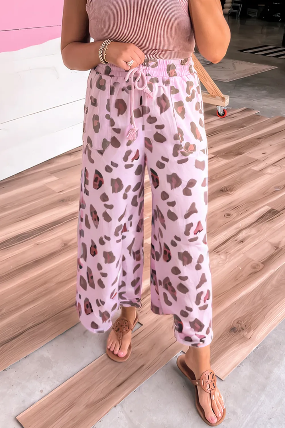 Drawstring Leopard Print Patch Pocket Loose Pants