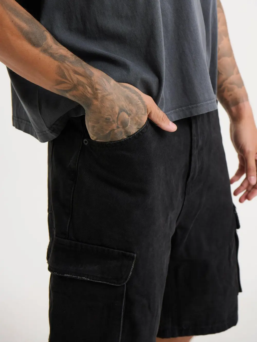 Casual And Comfortable Black Denim Shorts