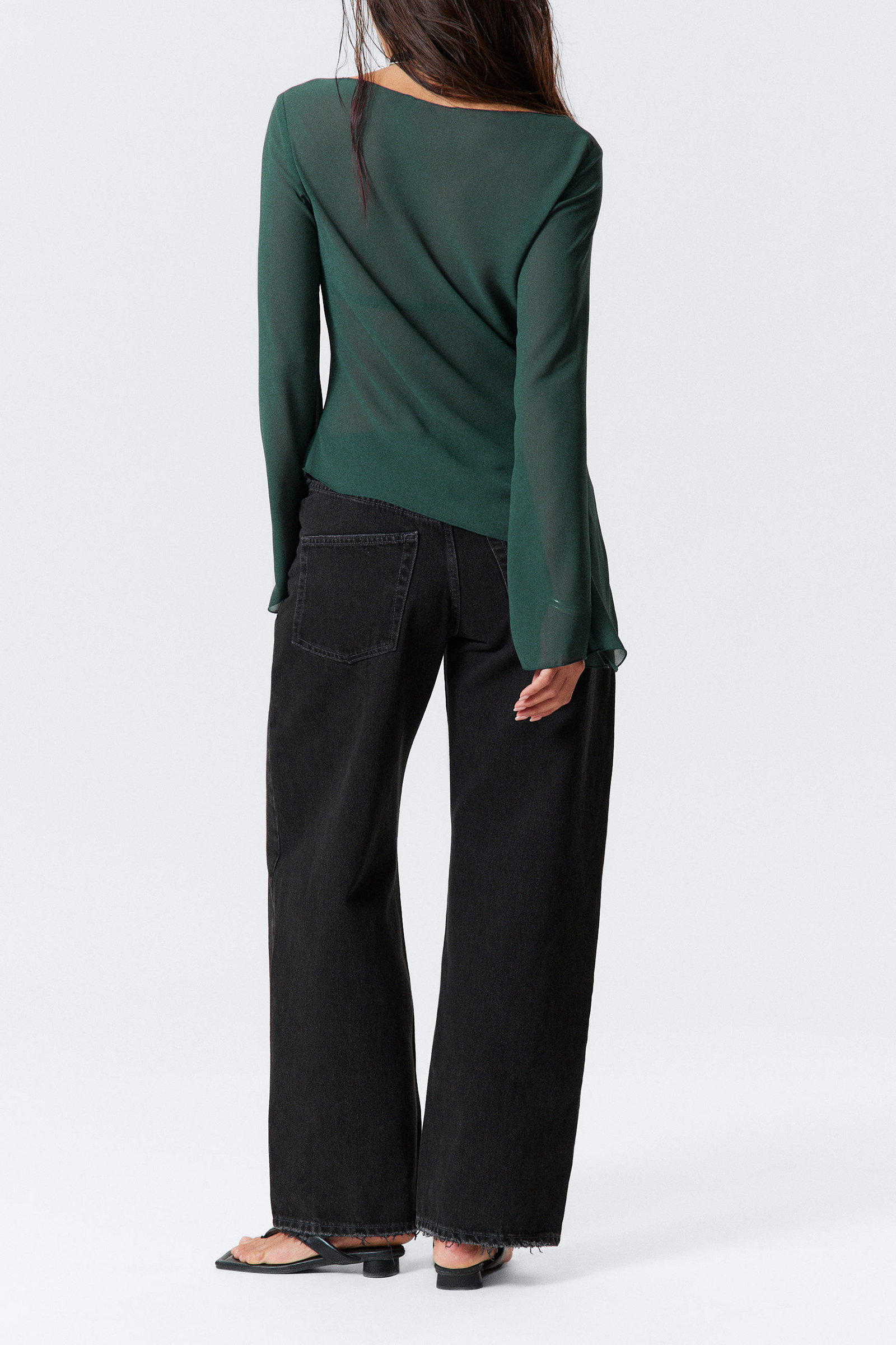 Asymmetric Hem Long Sleeve Blouse