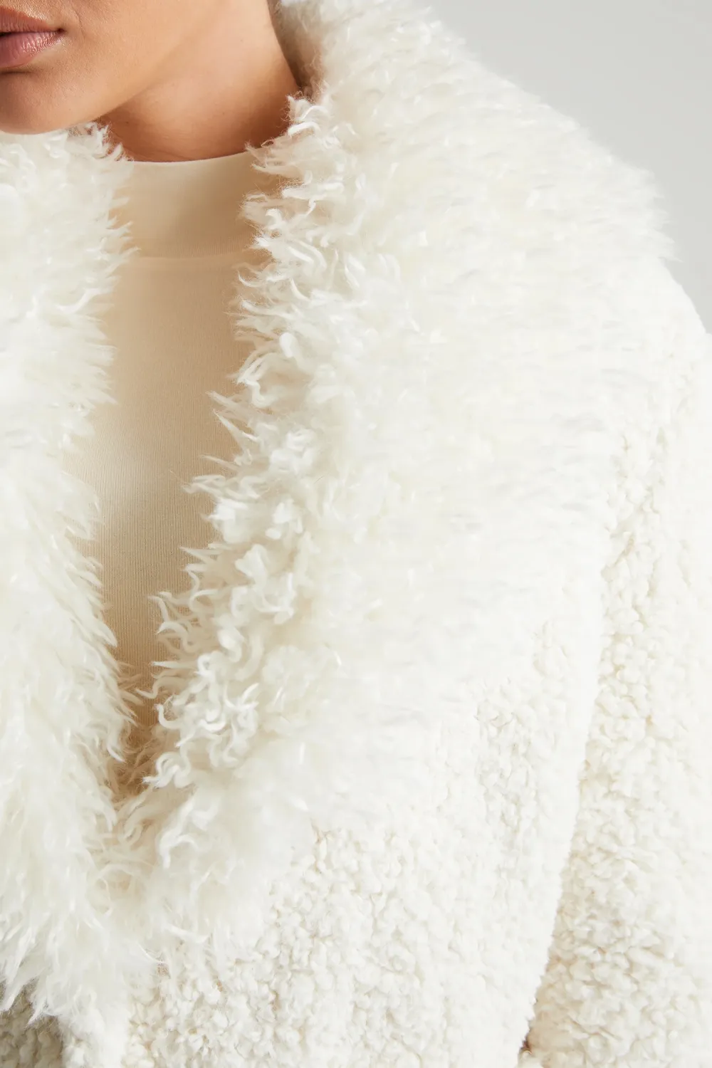 Ladies Loose Thickened Lamb Wool Coat