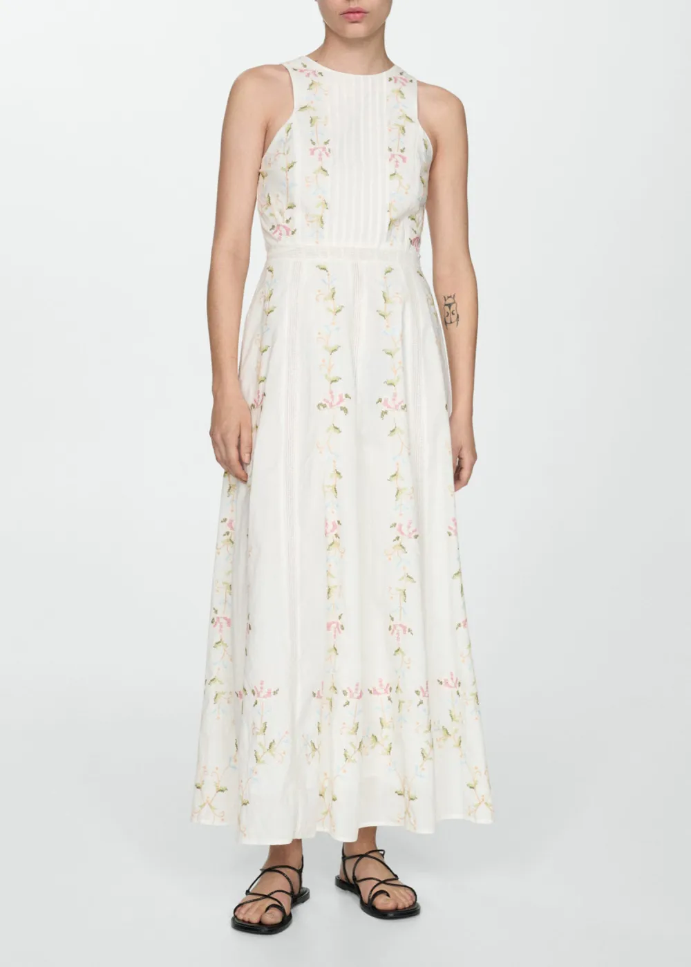 Embroidered cotton dress