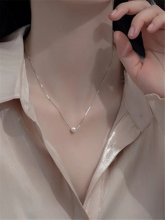 Women's Luxurious Clavicle Chain Necklace