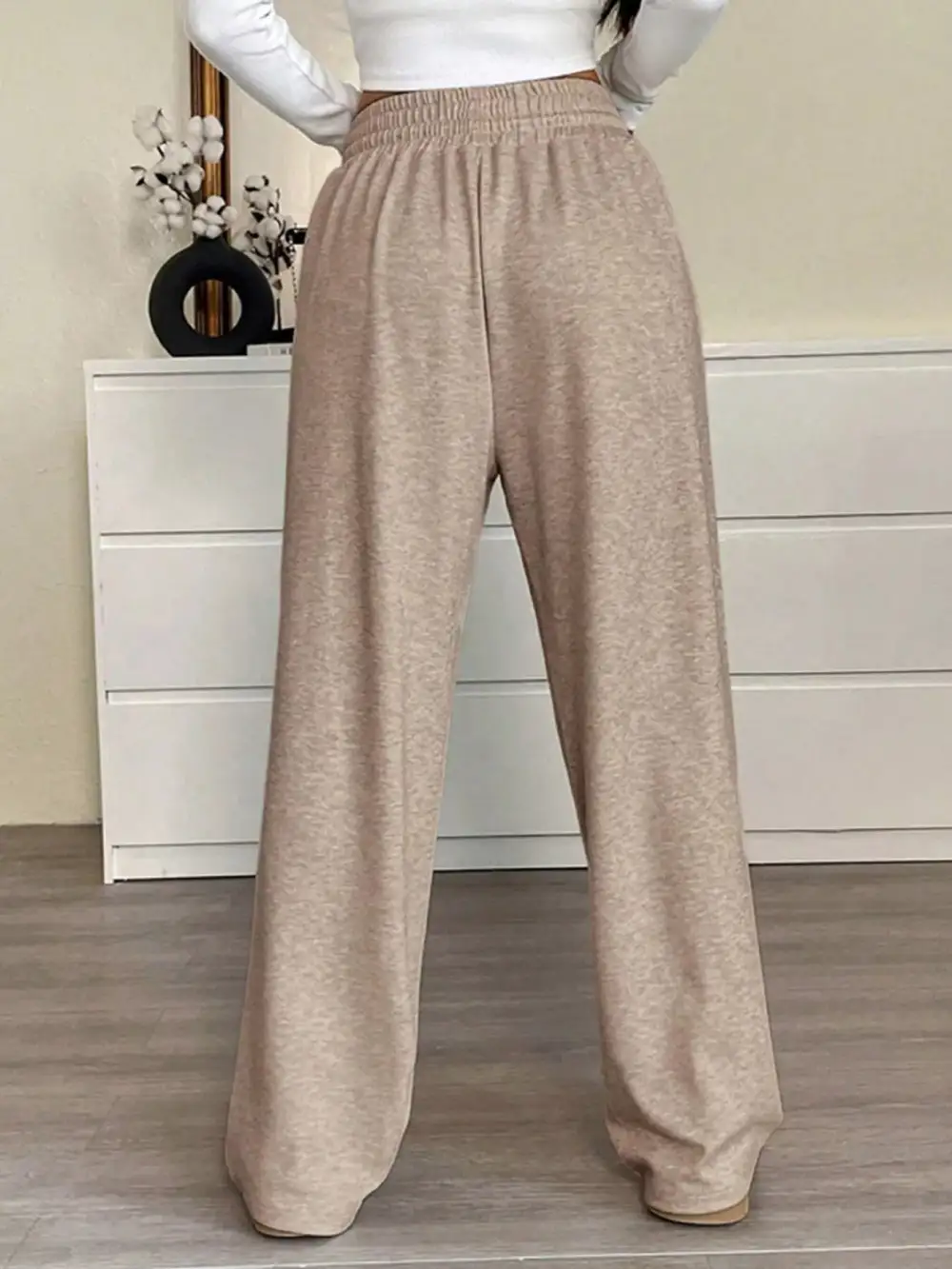 Relaxed Drawstring Waist Wide Leg Pants