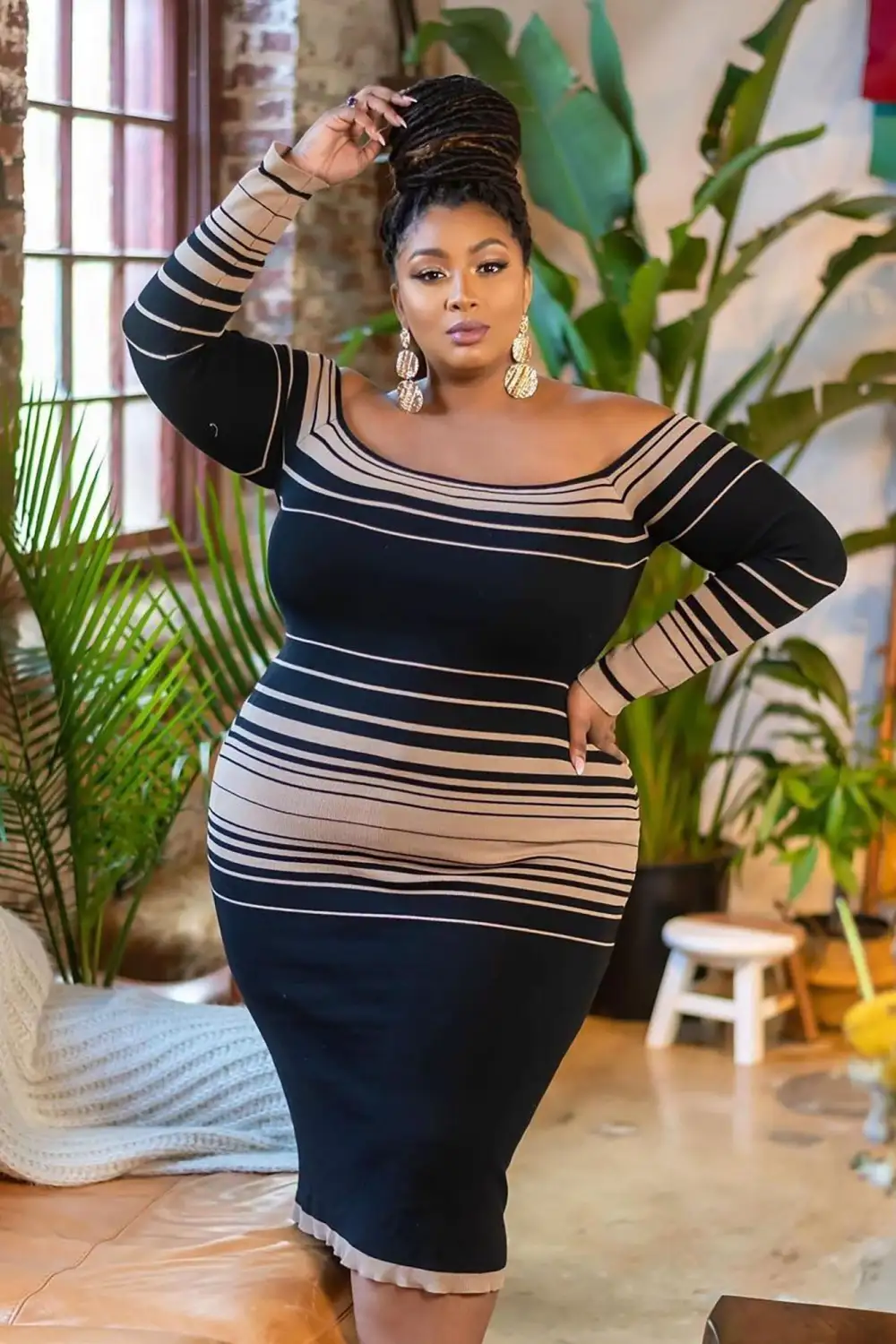 Catch Me Offline Sweater Dress - Black/Brown