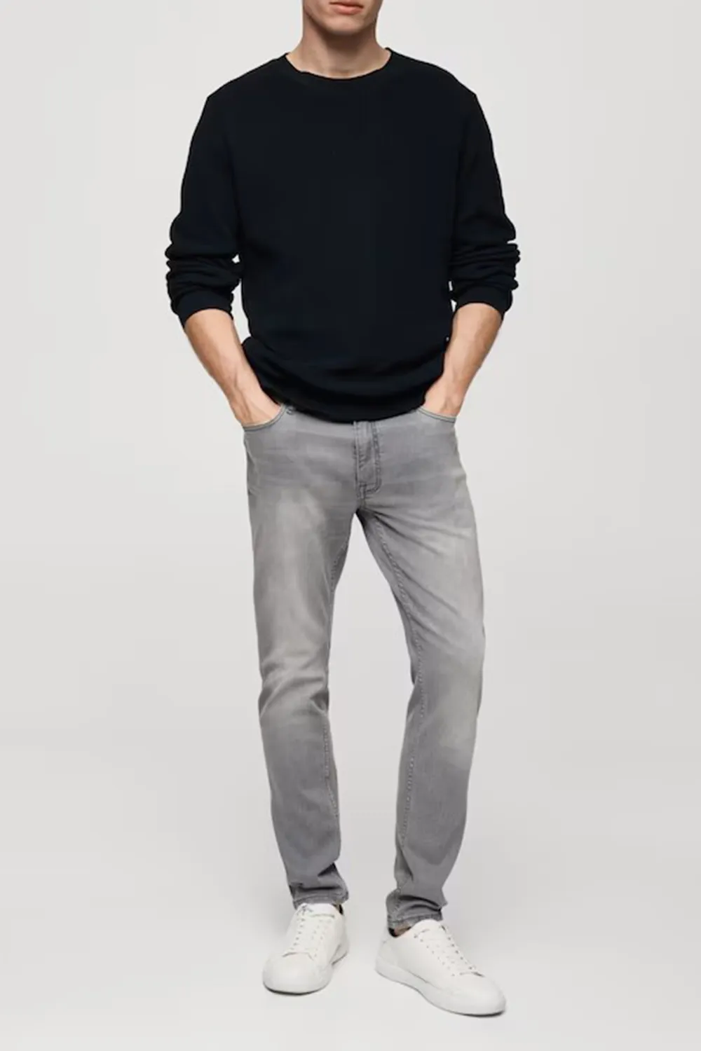 Daily Skinny-Fit Jeans