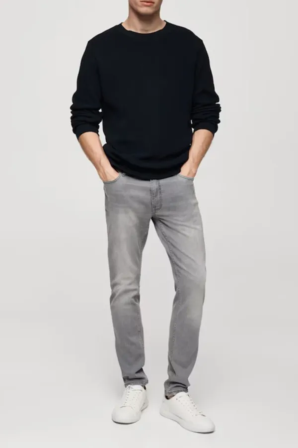 Daily Skinny-Fit Jeans