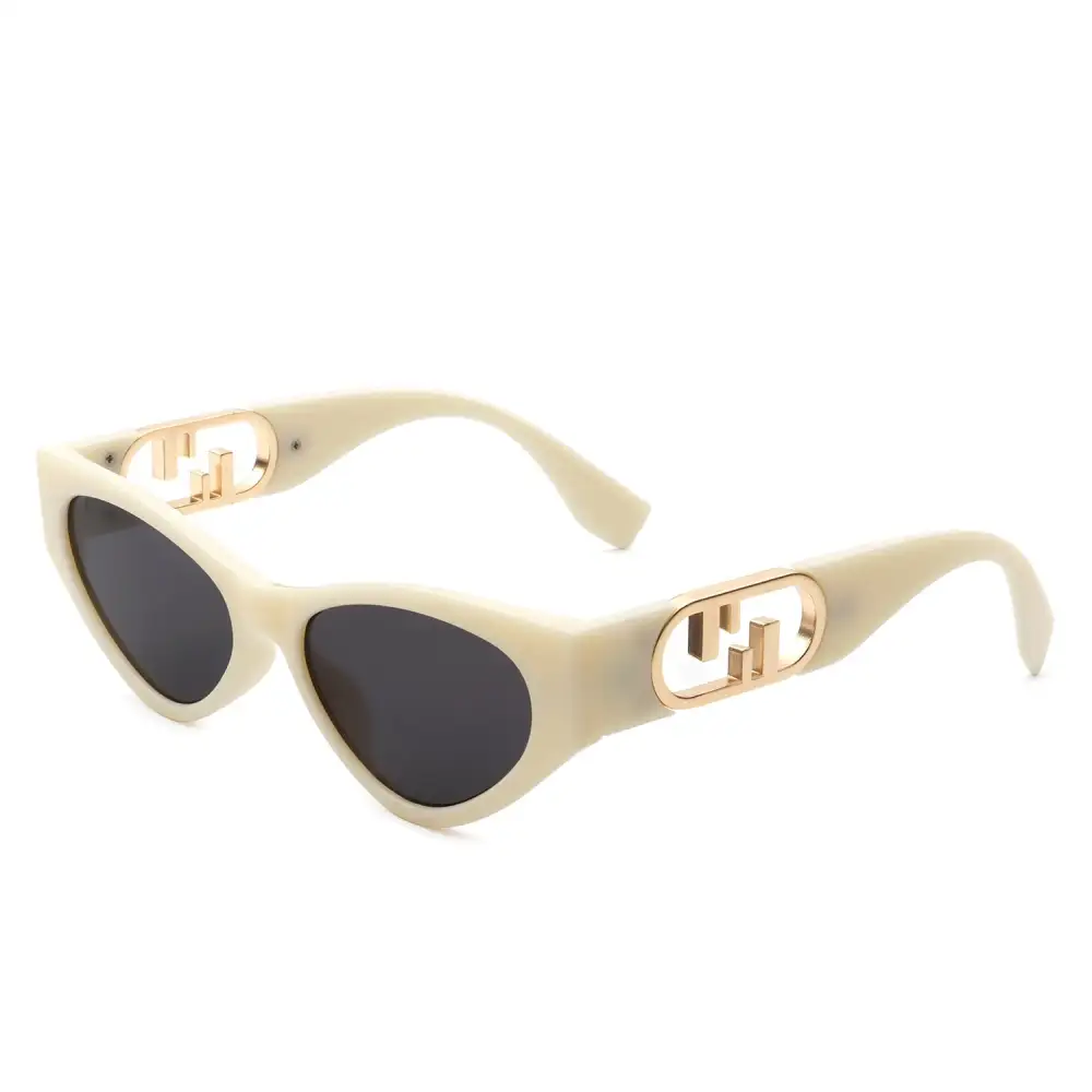 Textured Cat Eye Frame Sunglasses