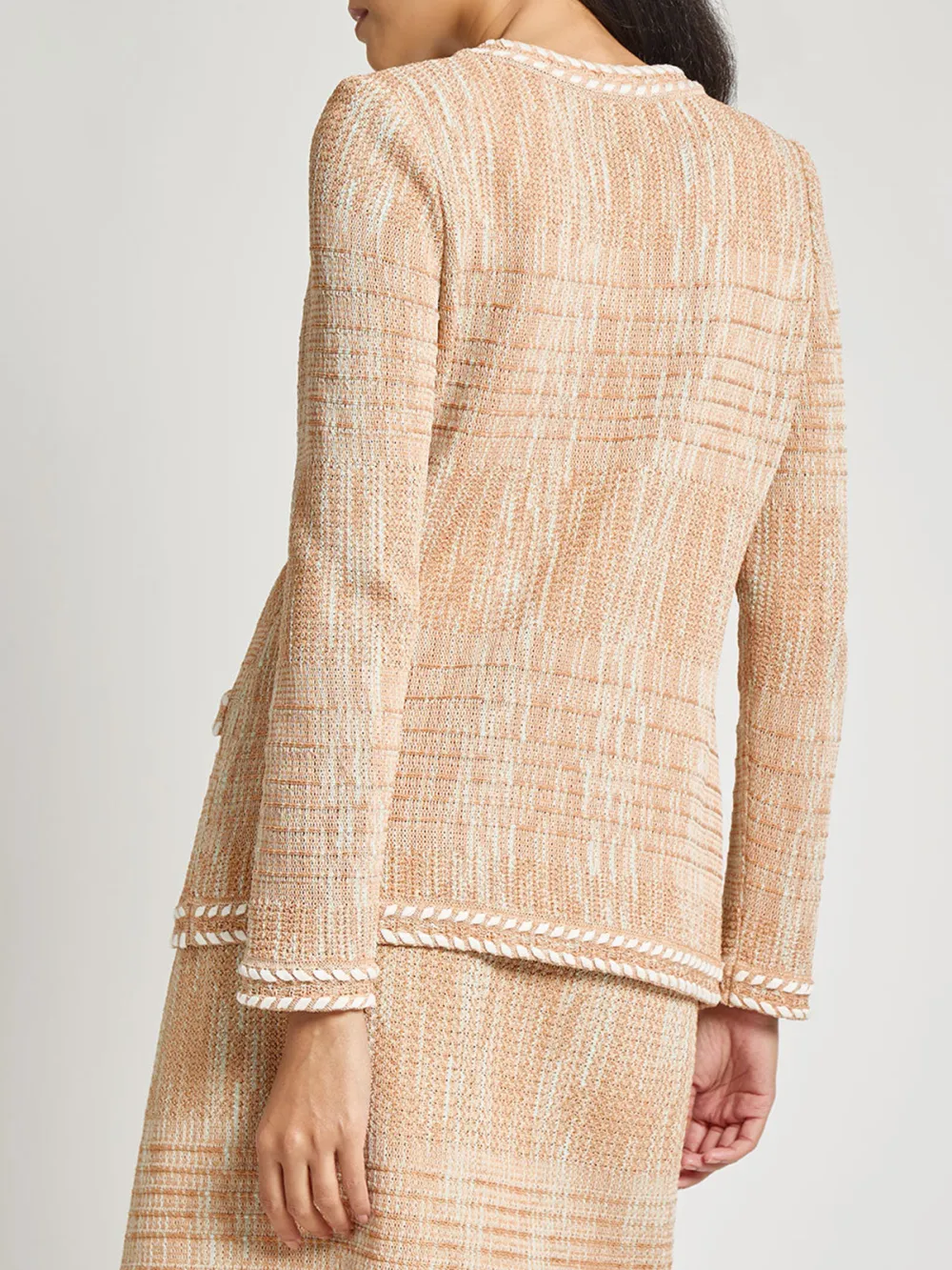 Long Sleeved V-Neck Knitted Jacket