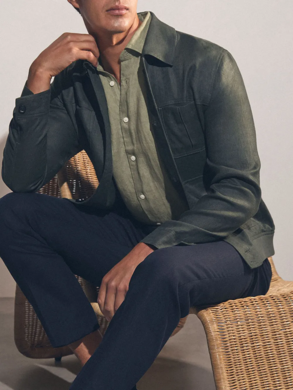 Loose Lapel Men's Casual Shirt