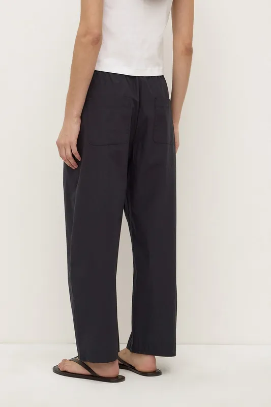 Black Cotton Barrel-Leg Pant