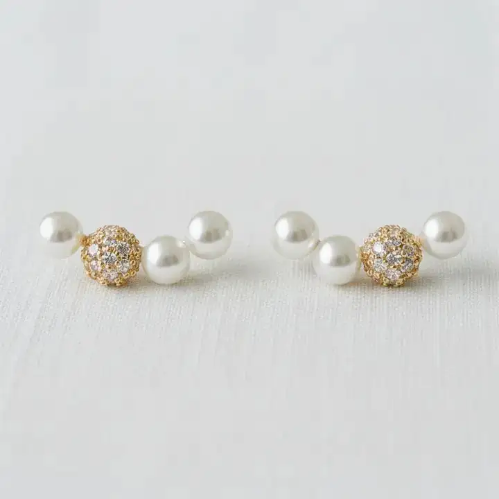 Pearl Arc Stud Earrings