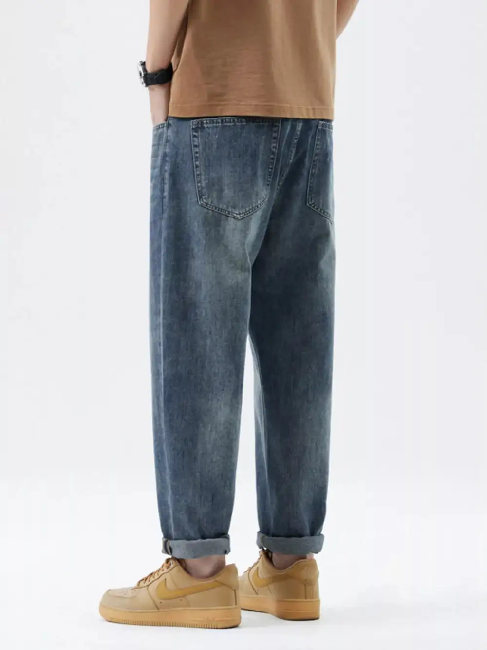 Casual Wash Relaxed Fit Jeans