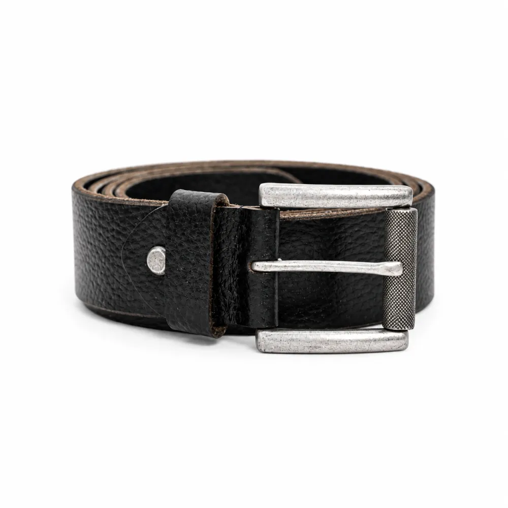 Textured Pattern Buckle Leather Belt