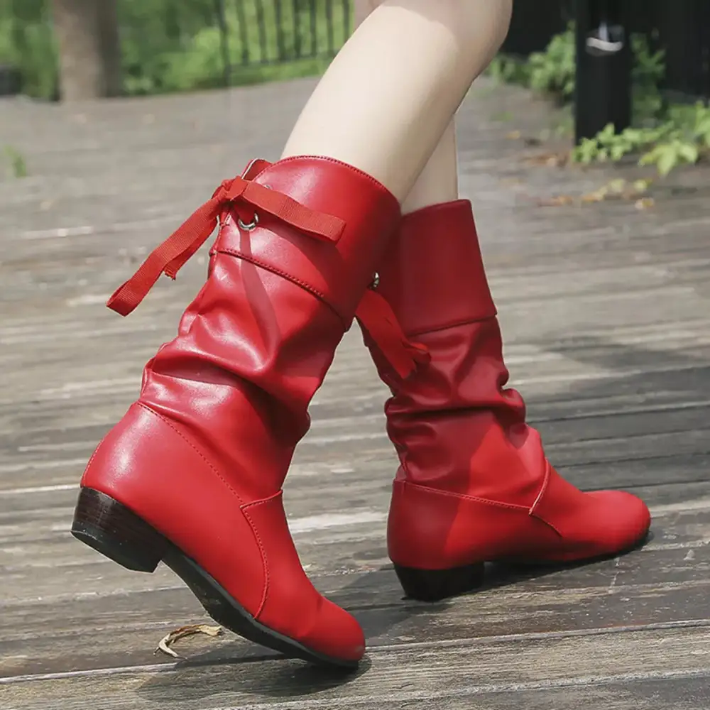 Lightweight Round Toe Block Heel Boots