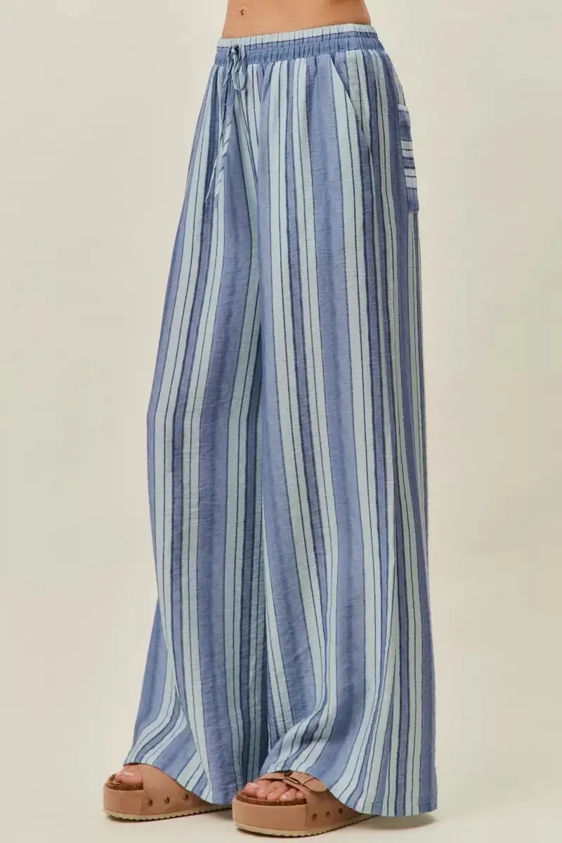 So Me Stripe Wide Leg Pull On Pants