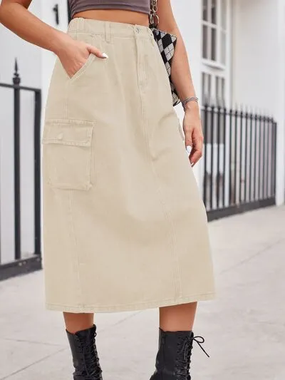 Slit Buttoned Skirt with Pockets