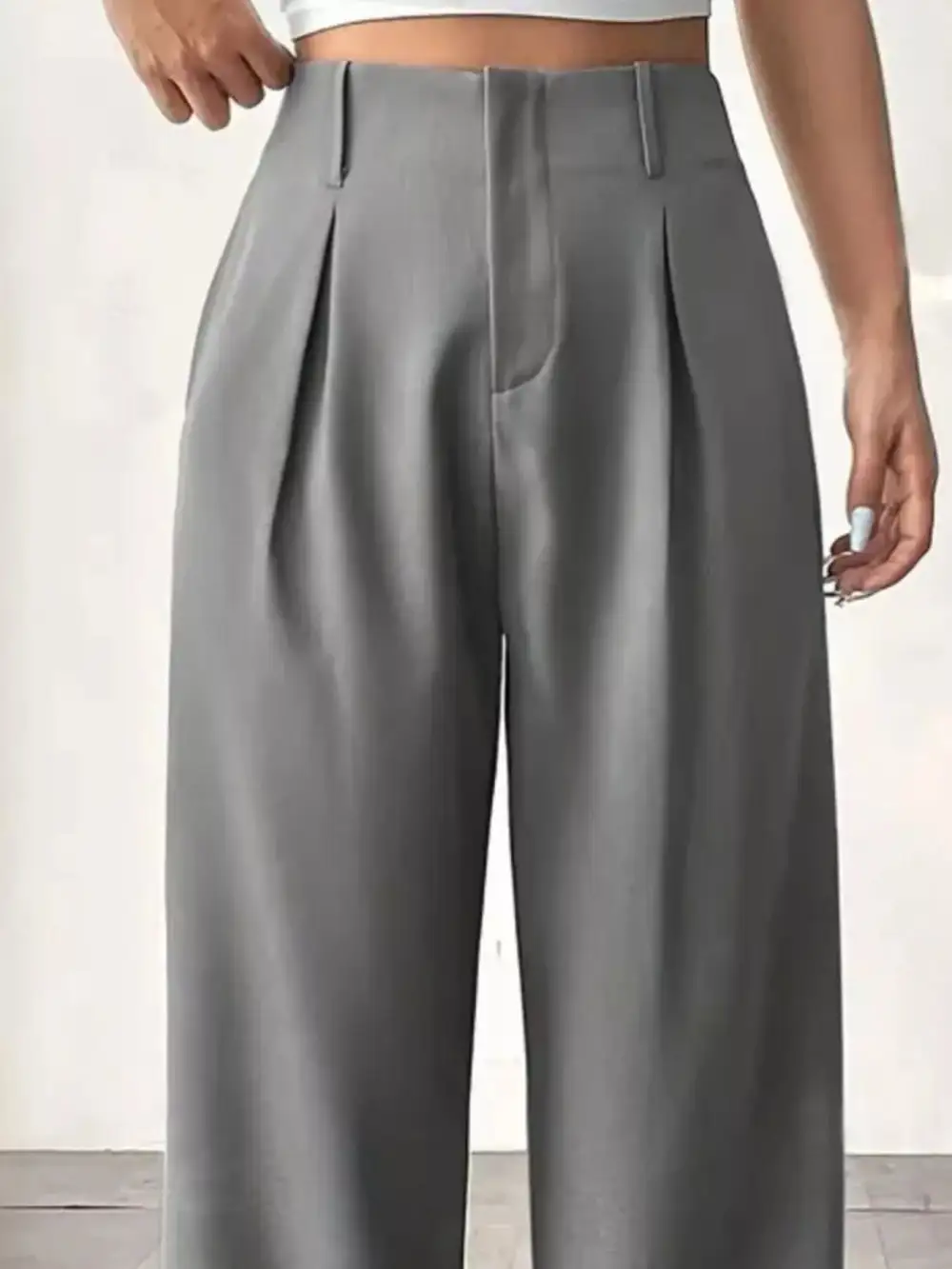 Everyday Wide Leg Pleated Pants