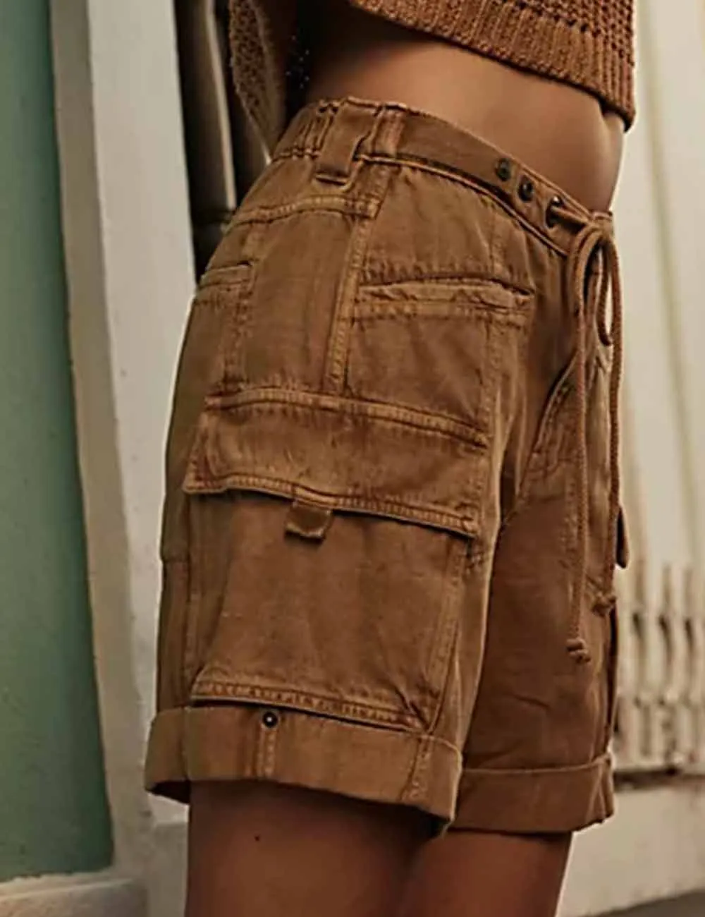 Pocket Drawstring Elastic Waist Rolled Denim Shorts