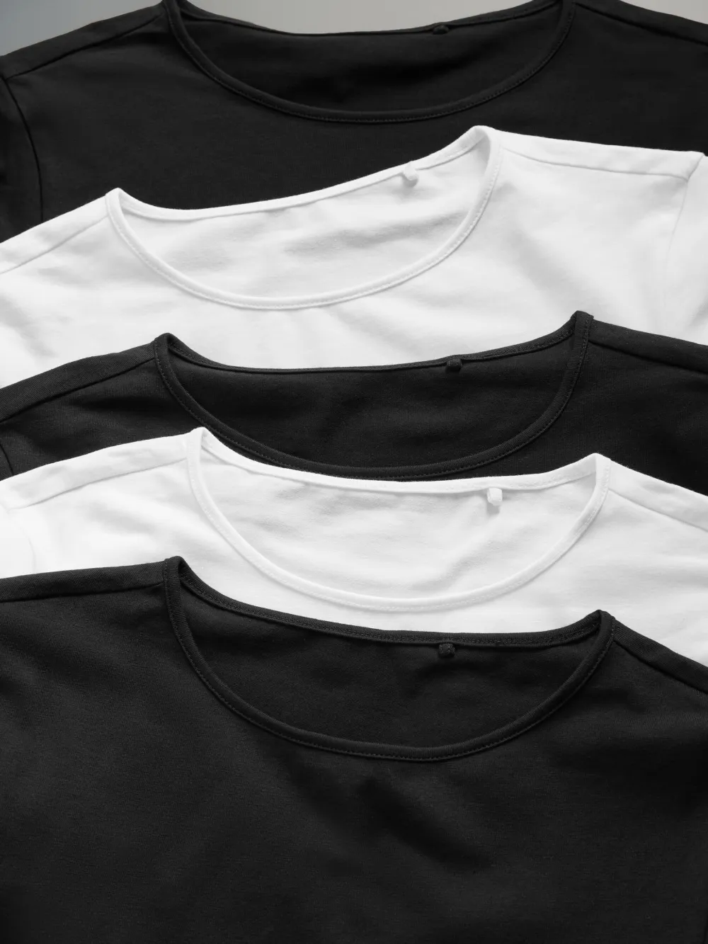 5-Piece Fitted Round Neck T-Shirt Set