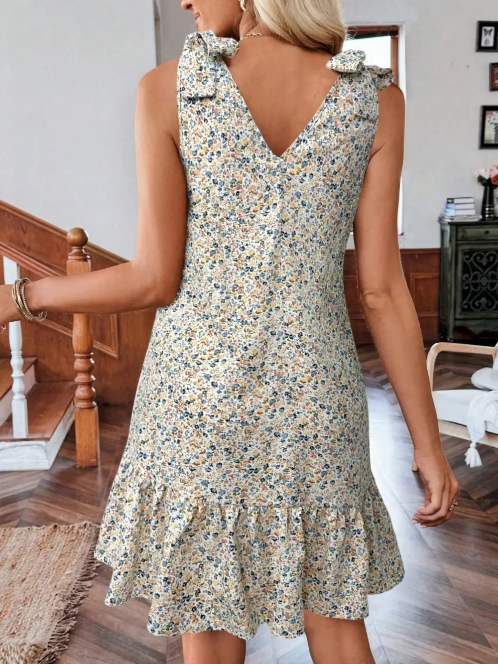 Textured Detail Floral Printed Ruffle Mini Dress