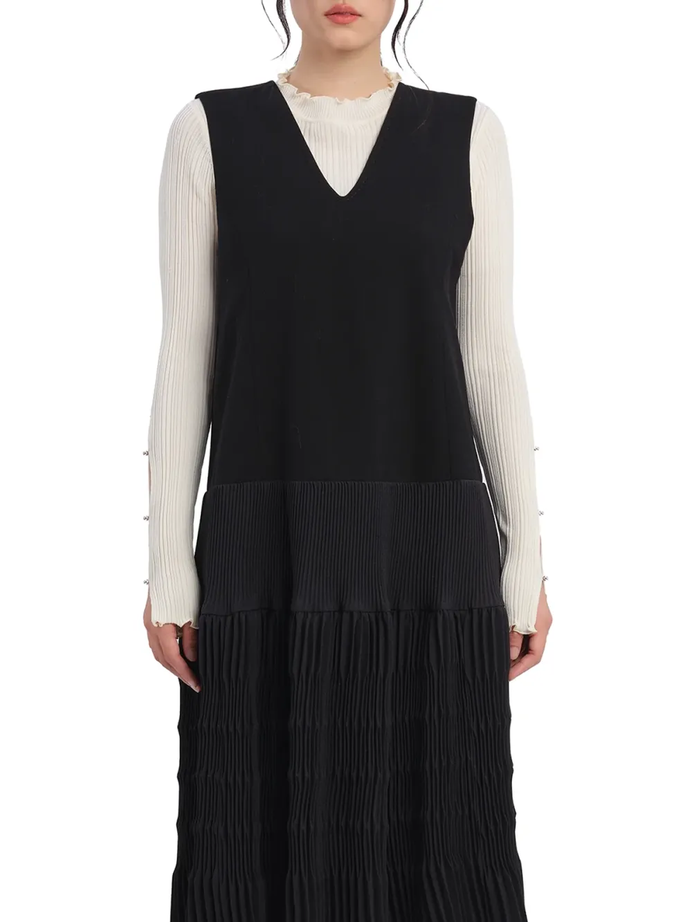 Contrast - Sleeve V - neck Midi Dress