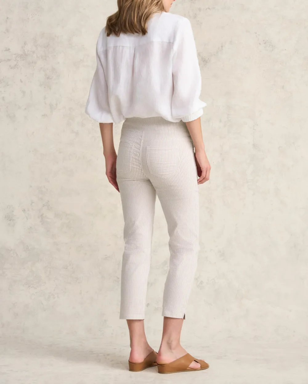 Gray Striped Cropped Pants For Fresh Casual Style