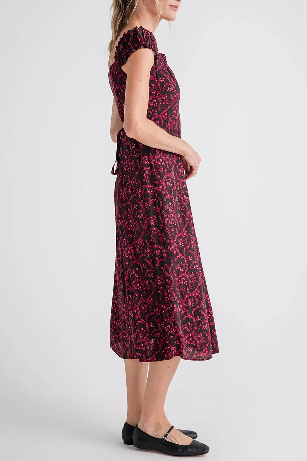 Olivaceous Lexi Dress - black red