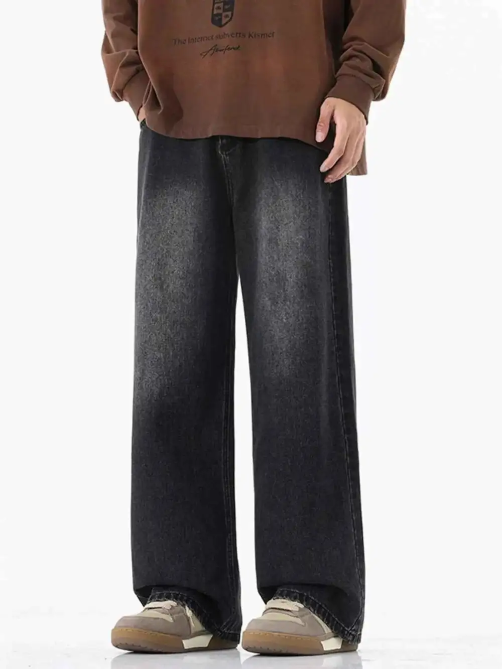 Wide-Leg Relaxed Fit Jeans